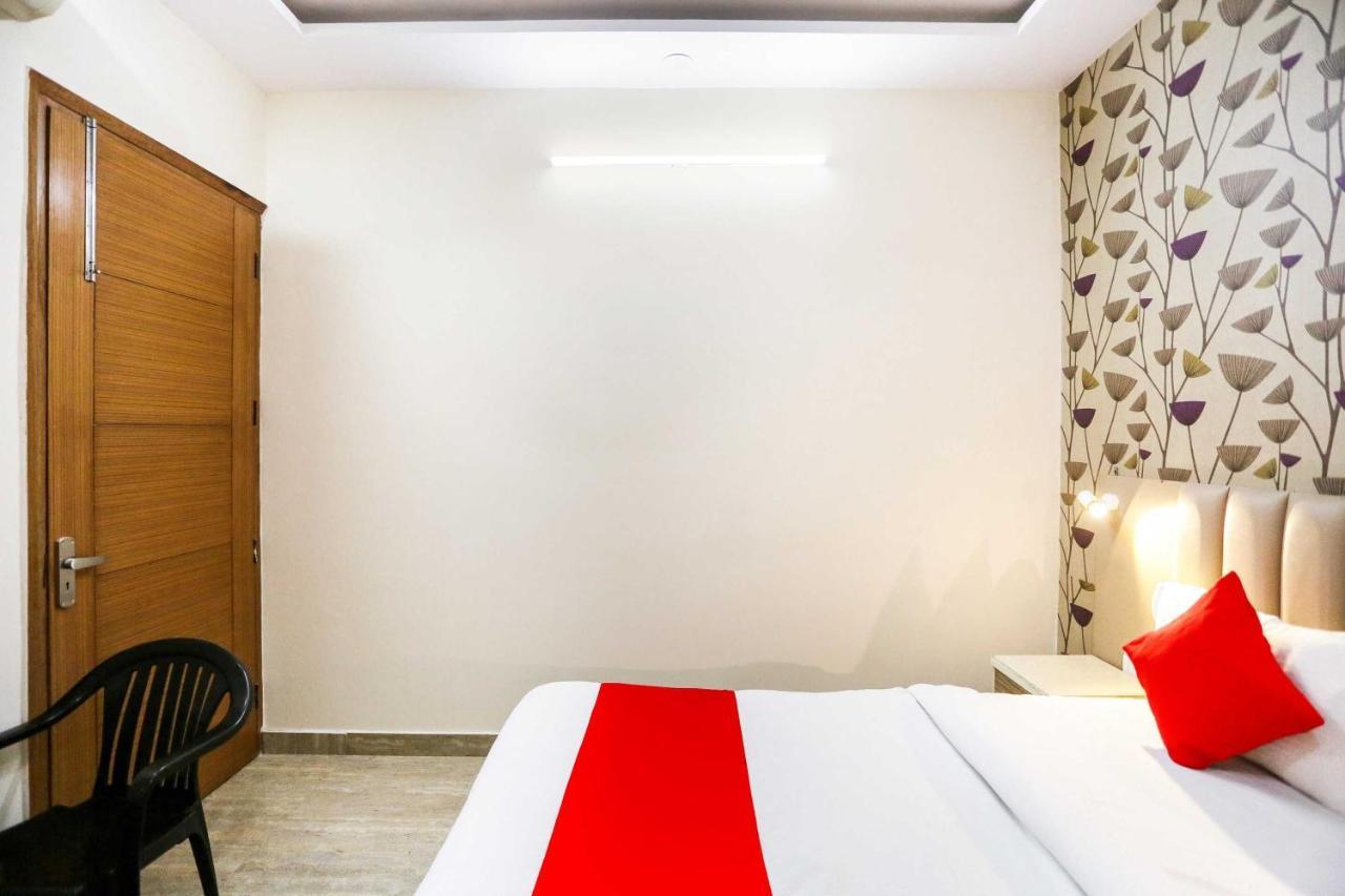 Hotel O Hotel Paradise Indraprastha Eksteriør bilde